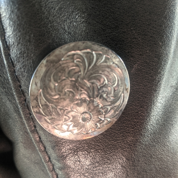 Gypsy Leather Motorcycle Jacket w Roses and Medallions - Picture 4 of 8